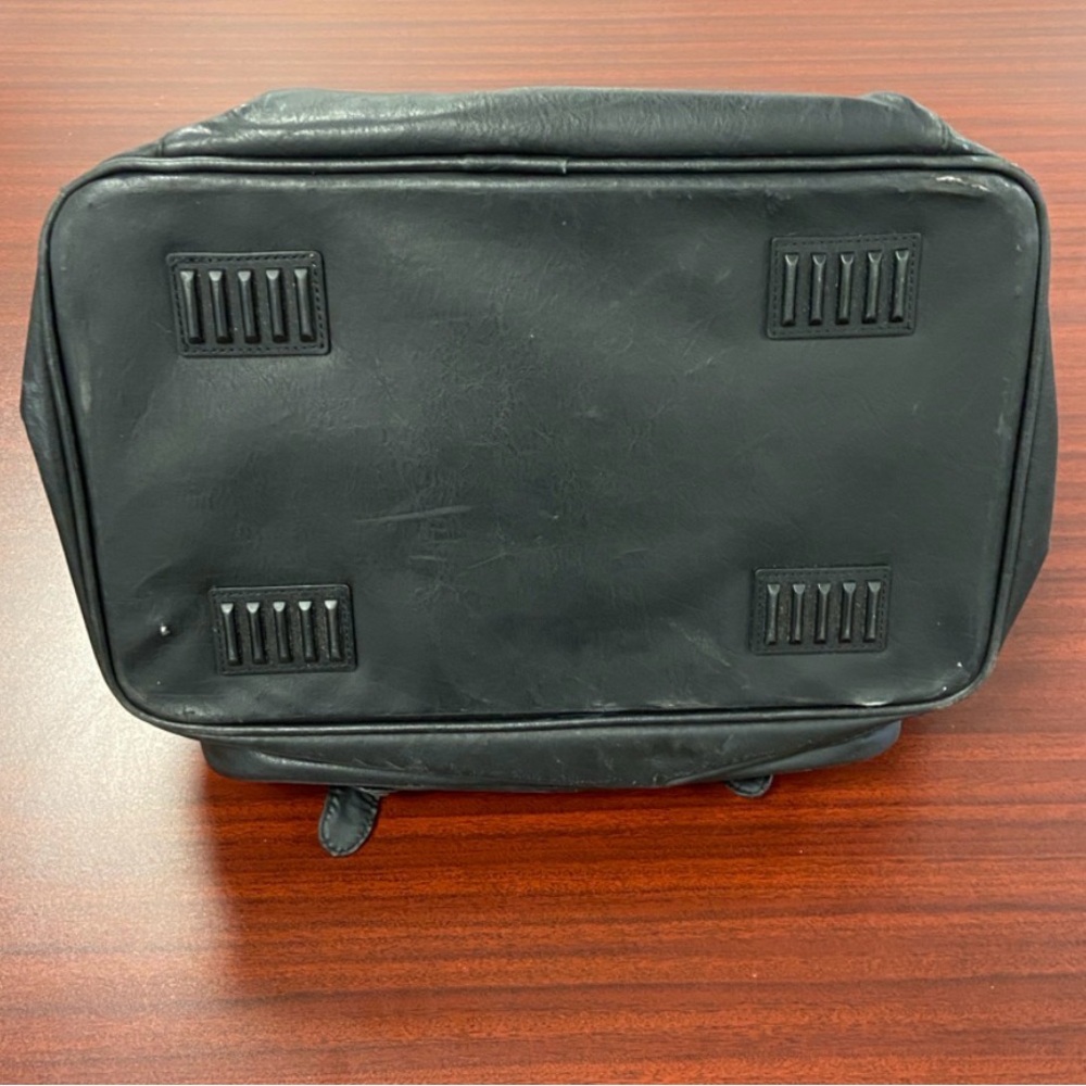 Vintage Cadillac The Luxury Leaders Black Leather Duffel Bag - Picture 4 of 10